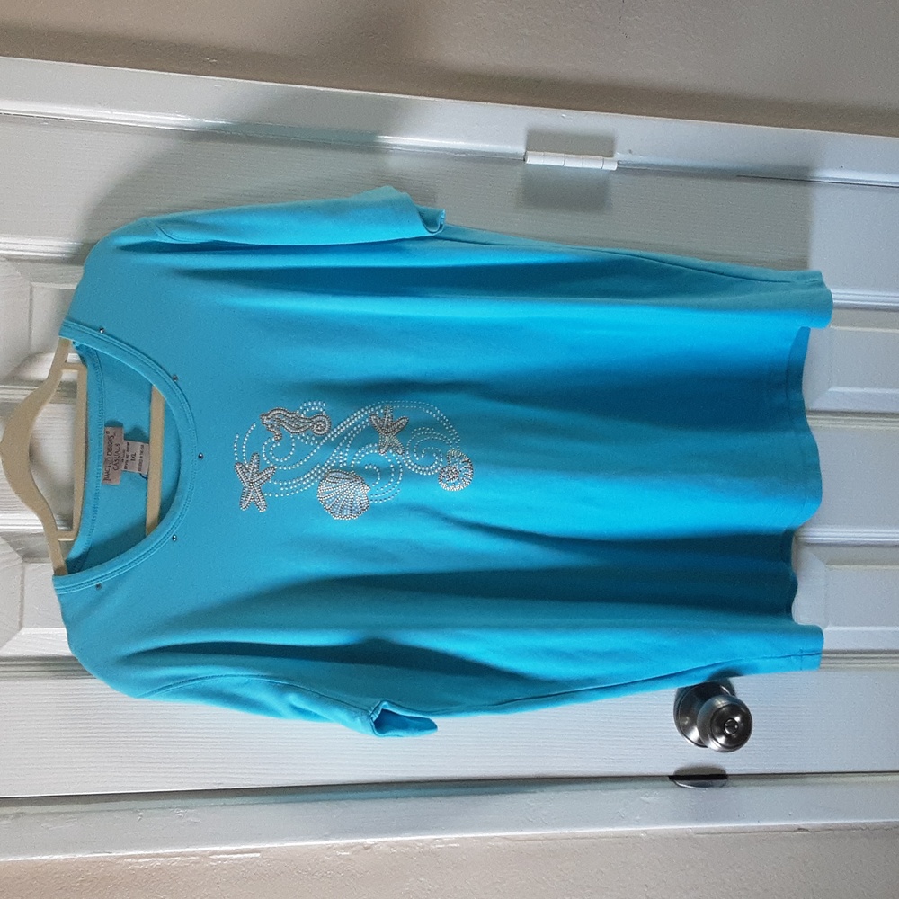 Isaac's Designs Womens Tee